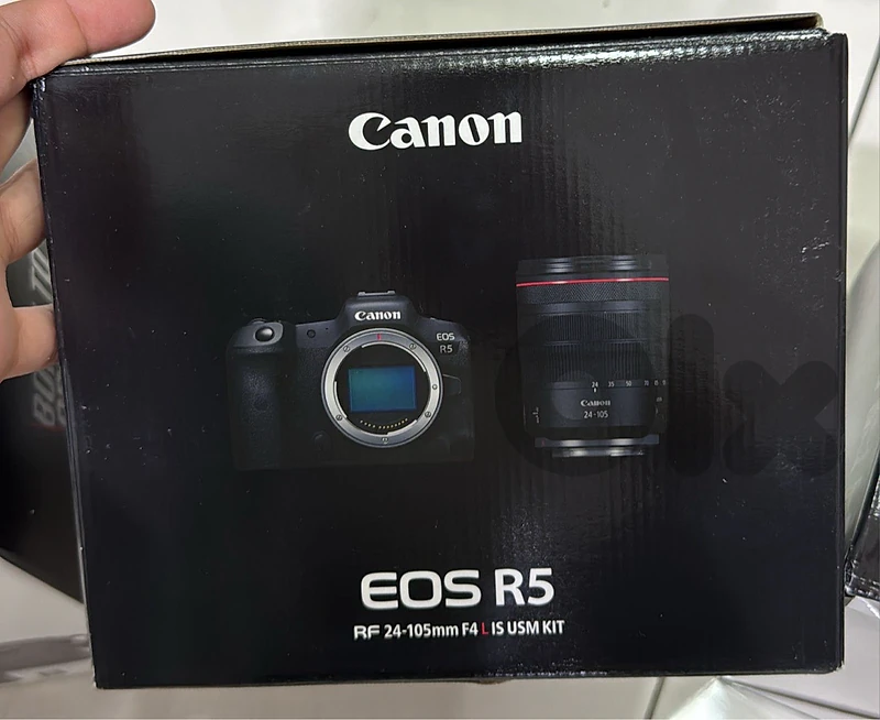 Canon Camera EOS R5 RF 24-105mm F4 L IS USM Kit
