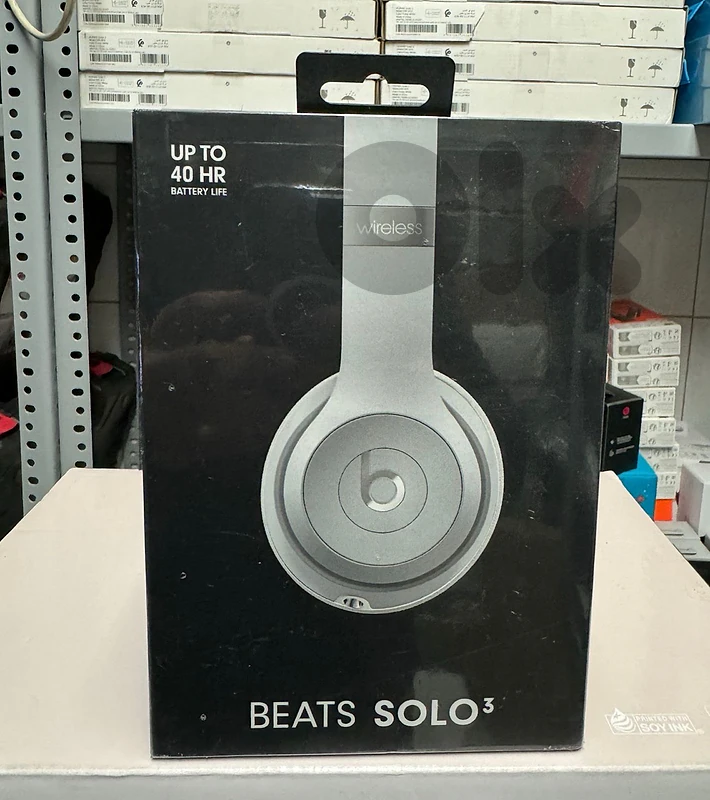 Beats solo 3 silver