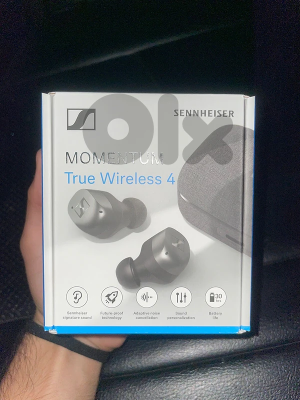 Momentum True Wireless 4