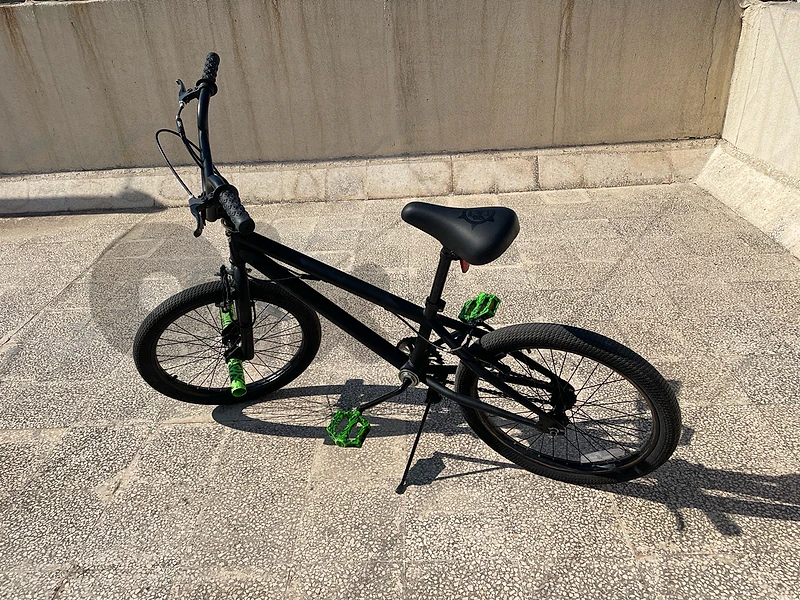 Bmx freestyle bike