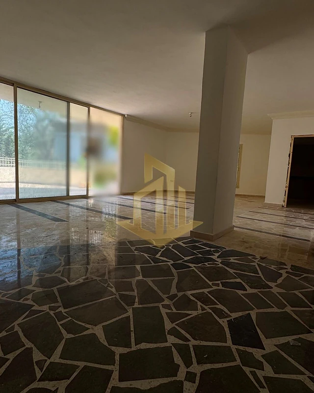 apartment for Sale in Aley Bsetin شقة للبيع في عاليه البساتين