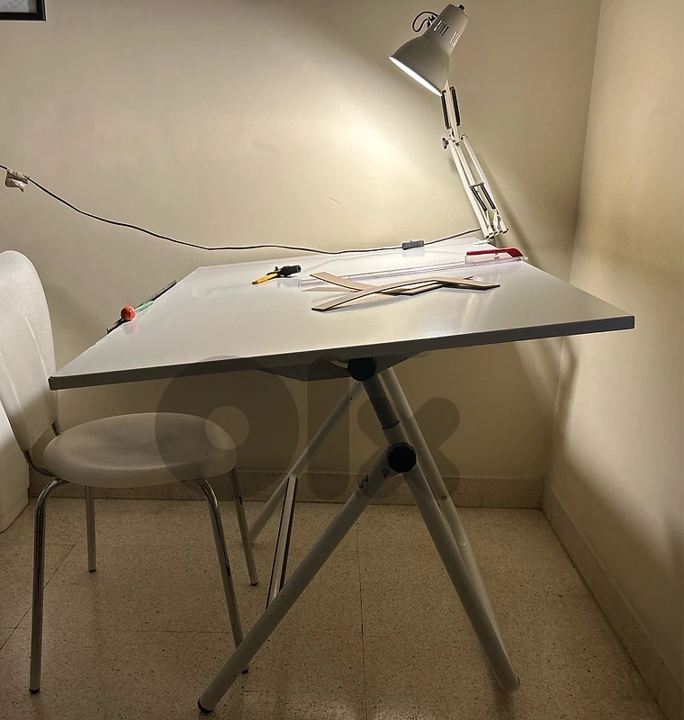 adjustable drafting  table - (80x120cm)