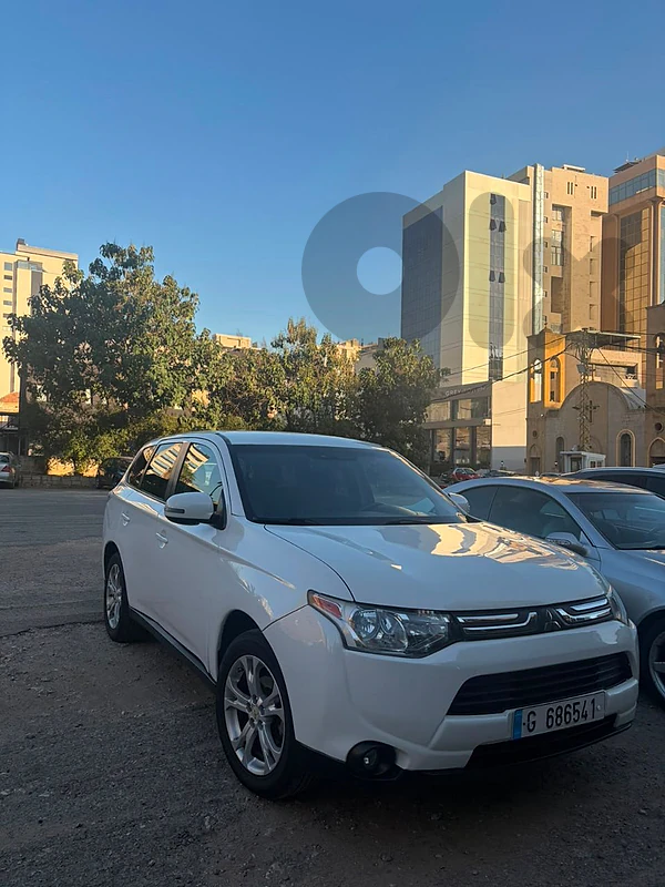 Mitsubishi Outlander 2014