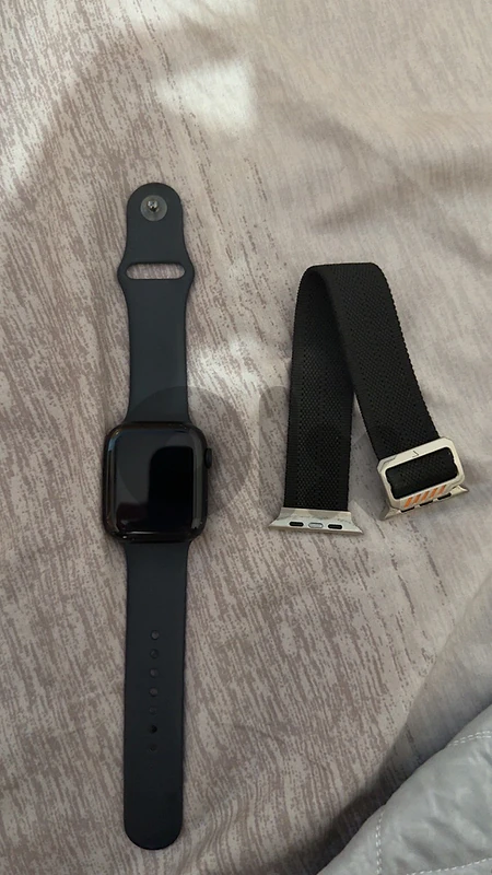 apple watch series 8 battery 100%