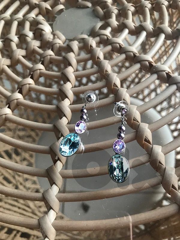 authentic shwarovski earring