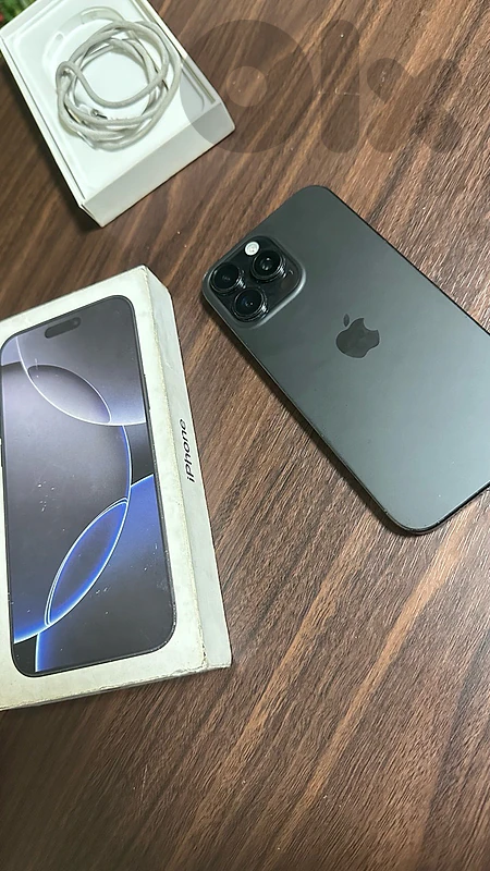 iphone 16 promax 256 93% bat