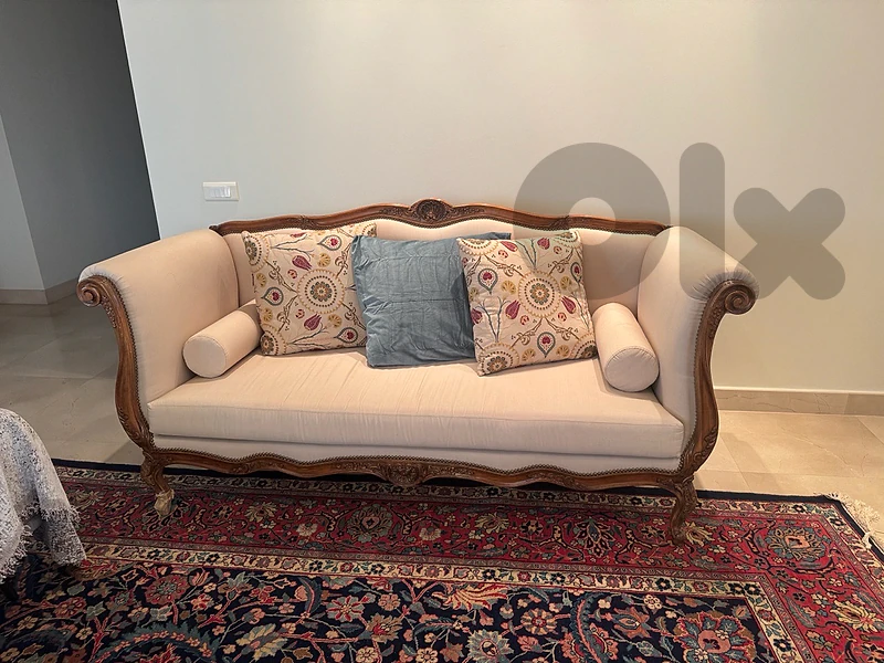 French Louis XV Style Sofa & 2 Matching Armchairs French Louis XV Style Sofa & 2 Matching Armchairs