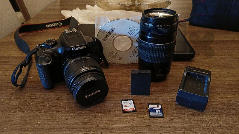 Canon 1300D used like new