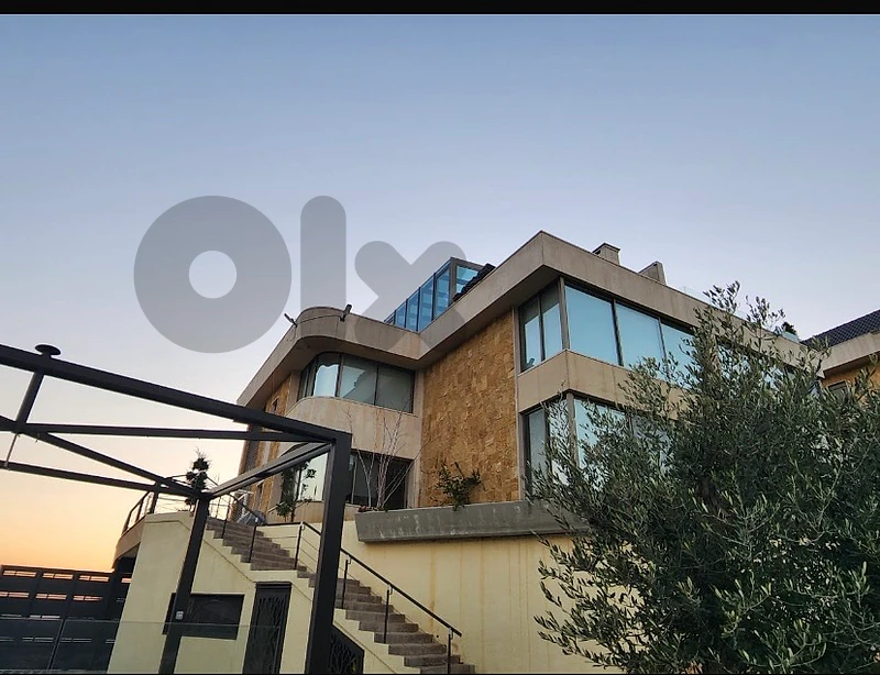 Skyroof chalet in Satellity 2