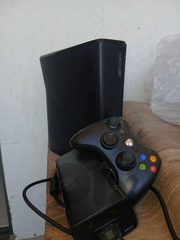 used Xbox 360 slim used Xbox 360 slim