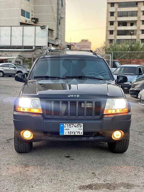 Cherokee 2000
