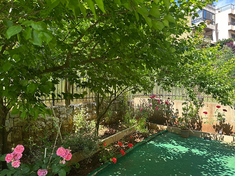 apartment For rent in mar chaaya