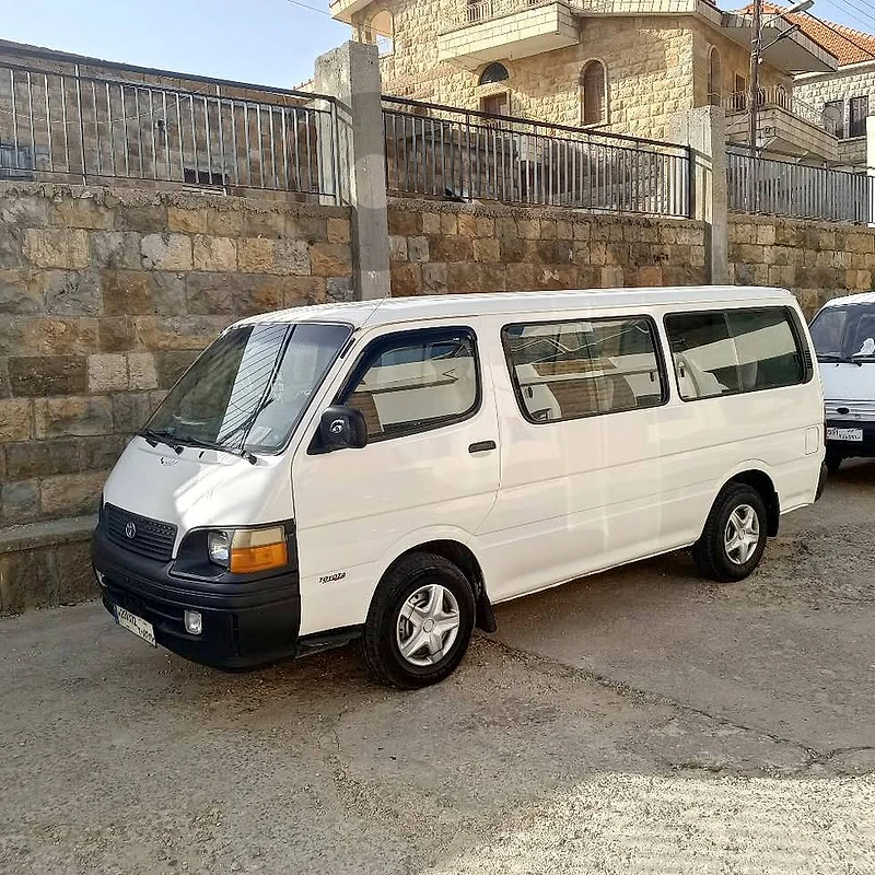 Toyota 2004