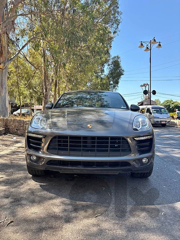 Porshe Macan S 2018