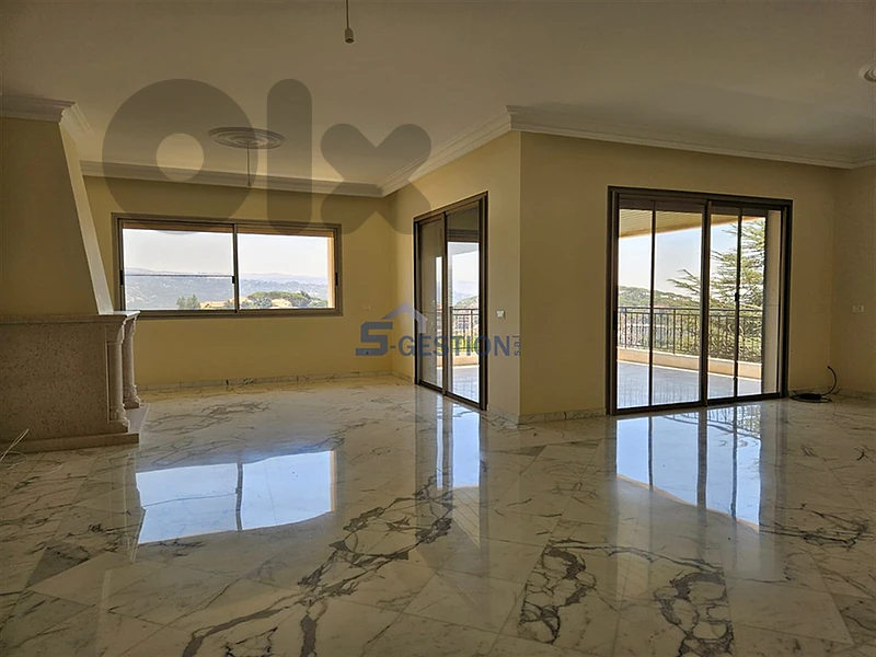 Apartment with splendid view in Baabdat for rent/شقة في بعبدات للايجار
