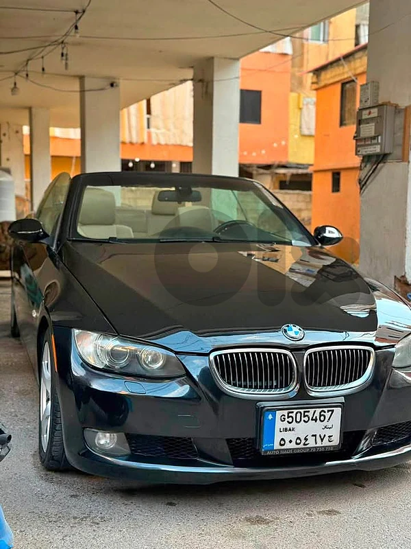BMW E93 328i 2008