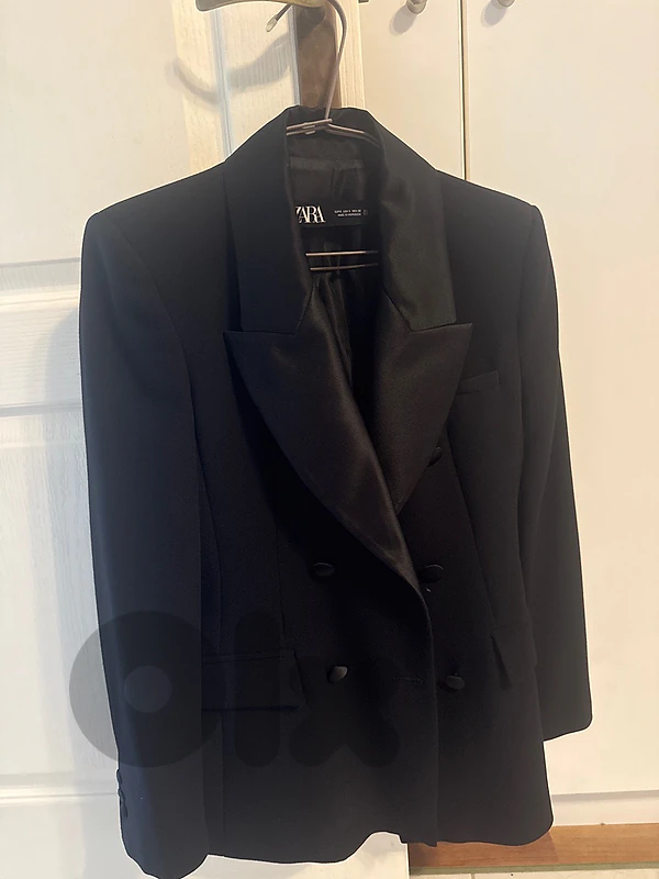 zara Black Blazer S