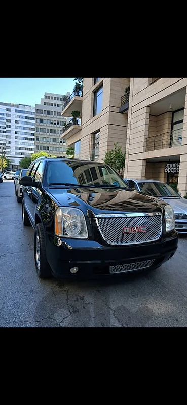 GMC Yukon	2009