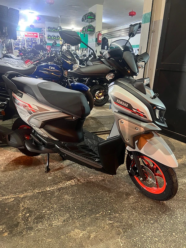 Yamaha Ray Zr 125