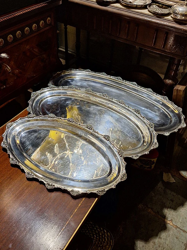 set of 3 large silverplated siom plates
