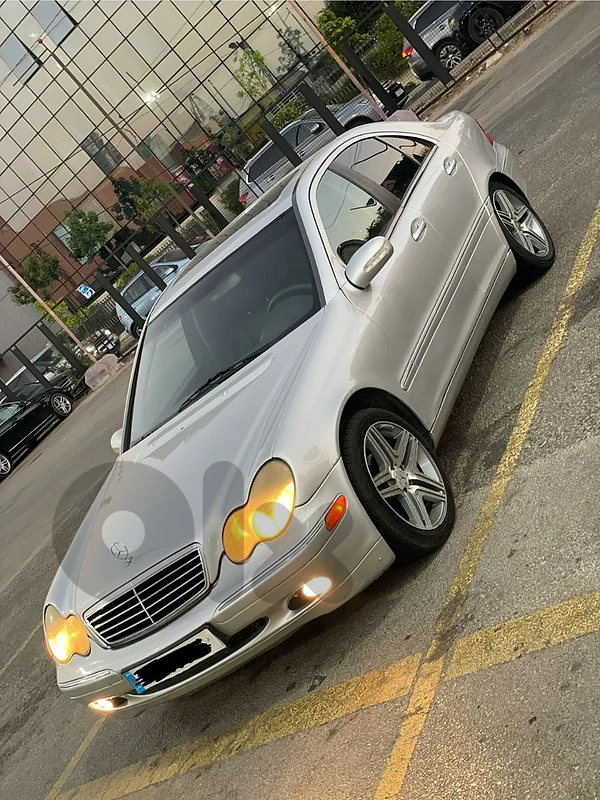 Mercedes-Benz C-Class 2002 c240