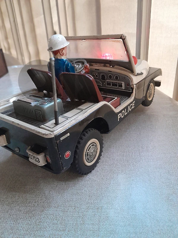 tin toy