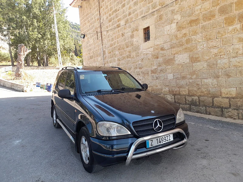 Mercedes-Benz ML-Class 1999 like new