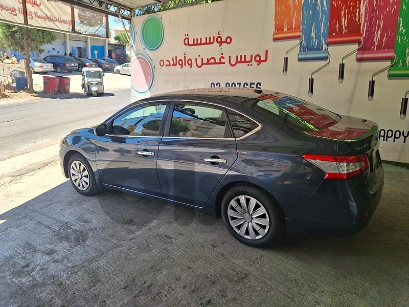 Nissan Sentra