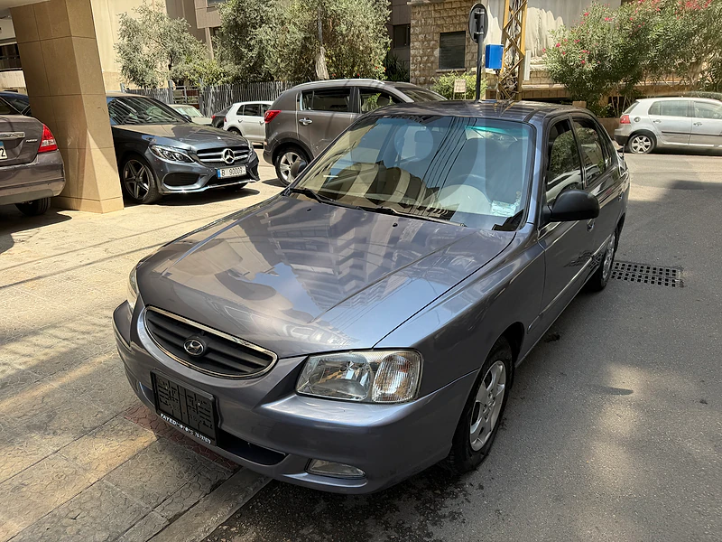Hyundai Verna 2011