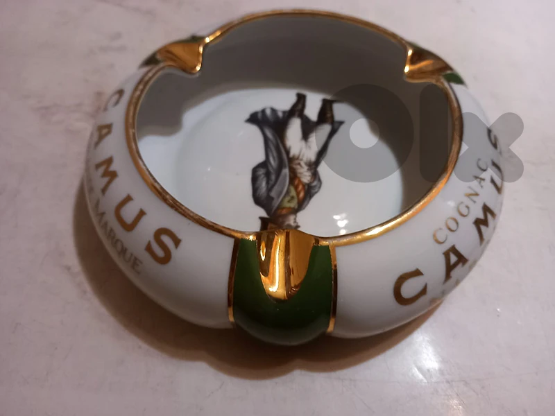 vintage Camus Cognac porcelain ashtray featuring a Napoleon portrait