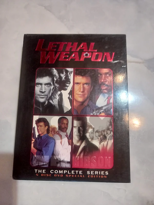 Leathal weapon all movies box set on 5 DVDs