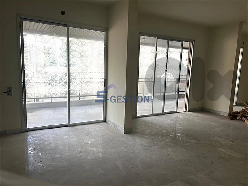 Apartment+open view in Ashrafieh for rent /شقة مطلّة في أشرفية للايجار