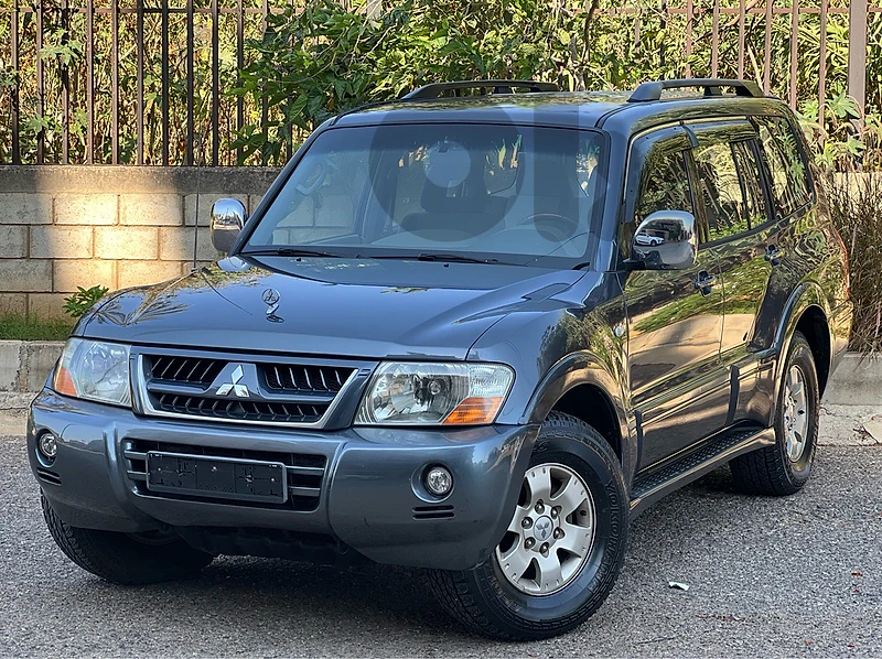 Mitsubishi Pajero 2005 gen3