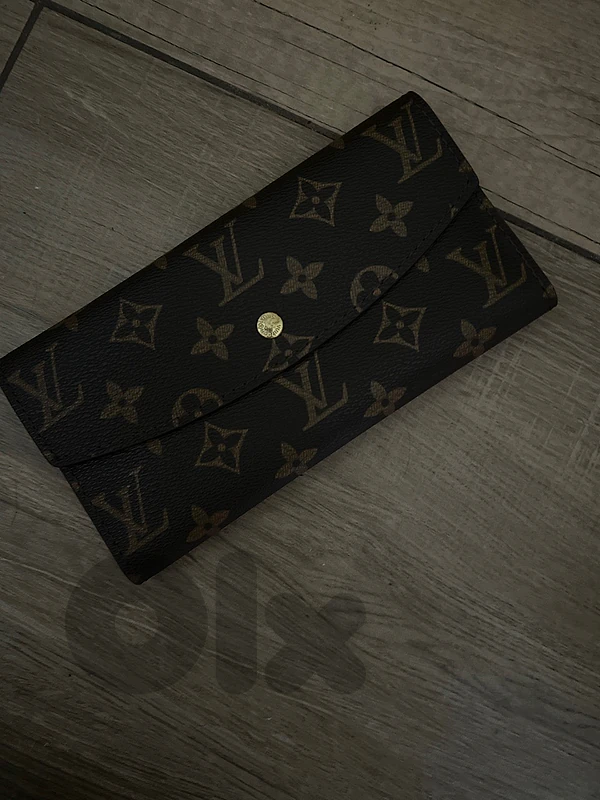 LV wallet
