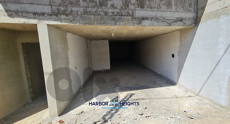 Shop UC for Sale in Dekwaneh - محل تجاري للبيع في الدكوانة