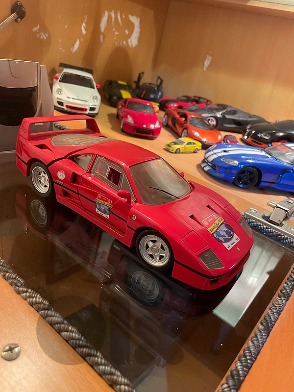 Ferrari F40 diecast for sale