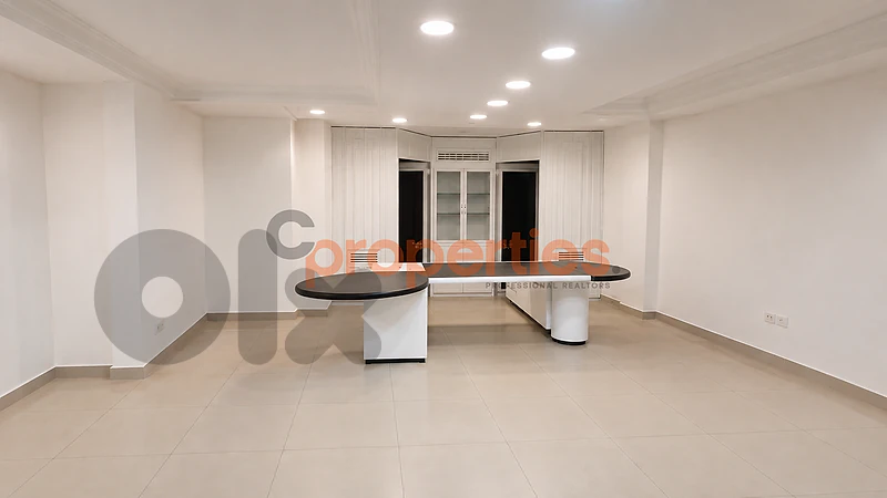 Warehouse Sale in Tallet El Khayat CPBHN28  مستودع فخم للبيع تلة خياط