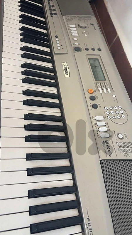 Org / piano/ keyboard Yamaha psr A300 oriental