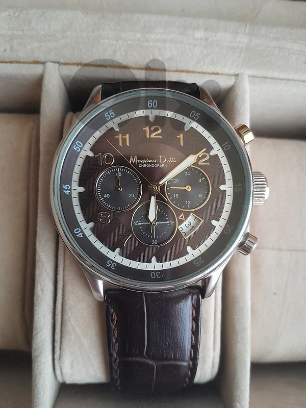 Massimo Dutti Chronograph / no box