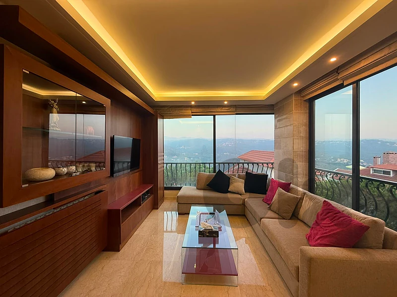 High End finishing Semi Furnished Apartment in Broumana for rent