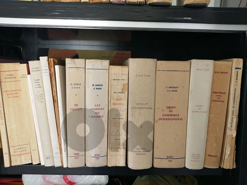 40 anciens livres de droit