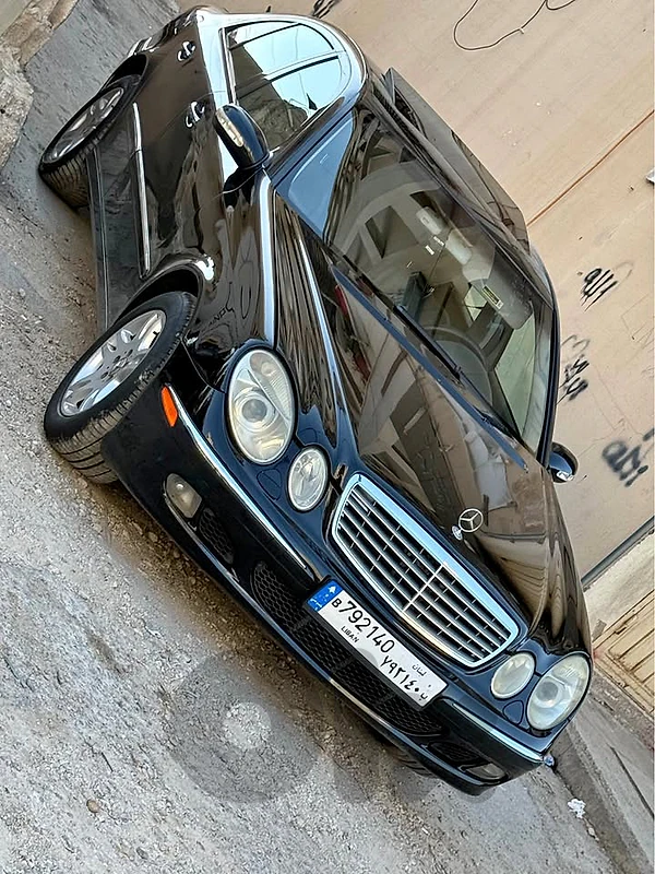 2003 Mercedes-Benz E-Class