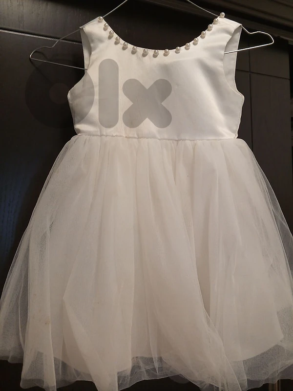 girl wedding dress