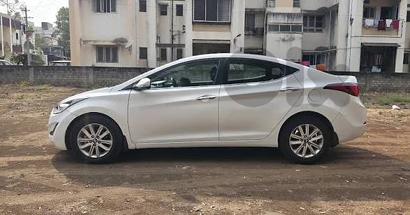 Hyundai Elantra 2015 elantra 2015 for sale meshye 140 000 km