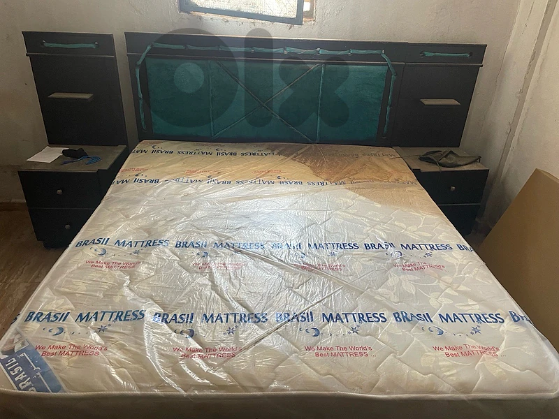 king size bed