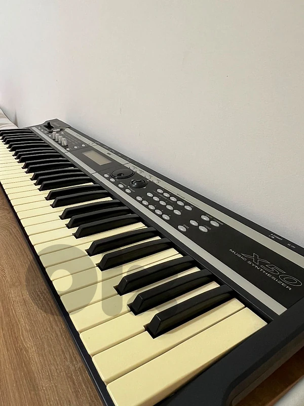 korg x50 wazno 3 kg