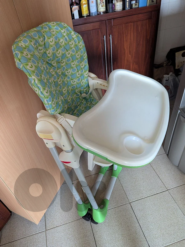 baby High chair chicco polly