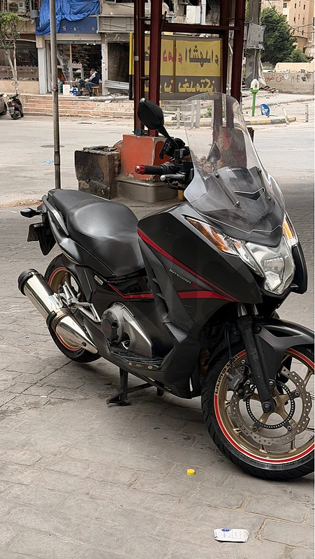 integra 750