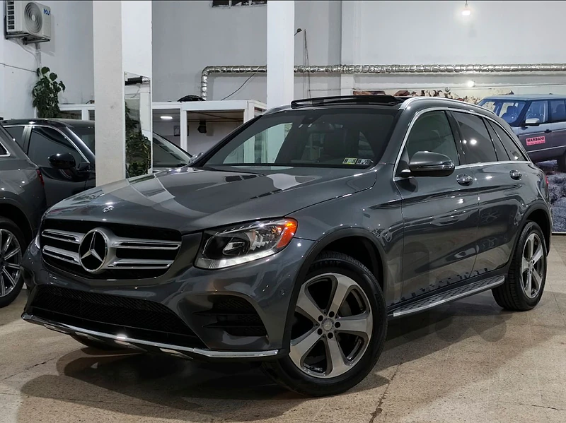 2018 Mercedes-Benz GLC-300 4MATIC