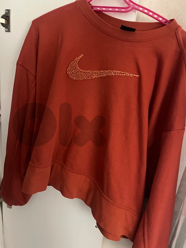nike sweater